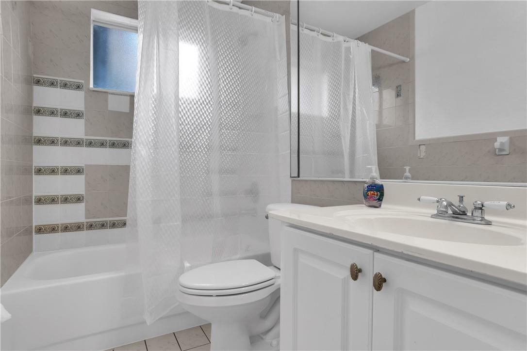 JEANNIE GARDENS CONDO - Residential