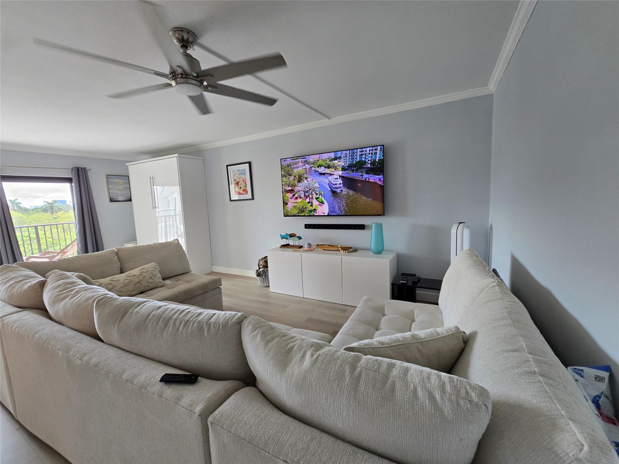 900 River Reach Dr 517