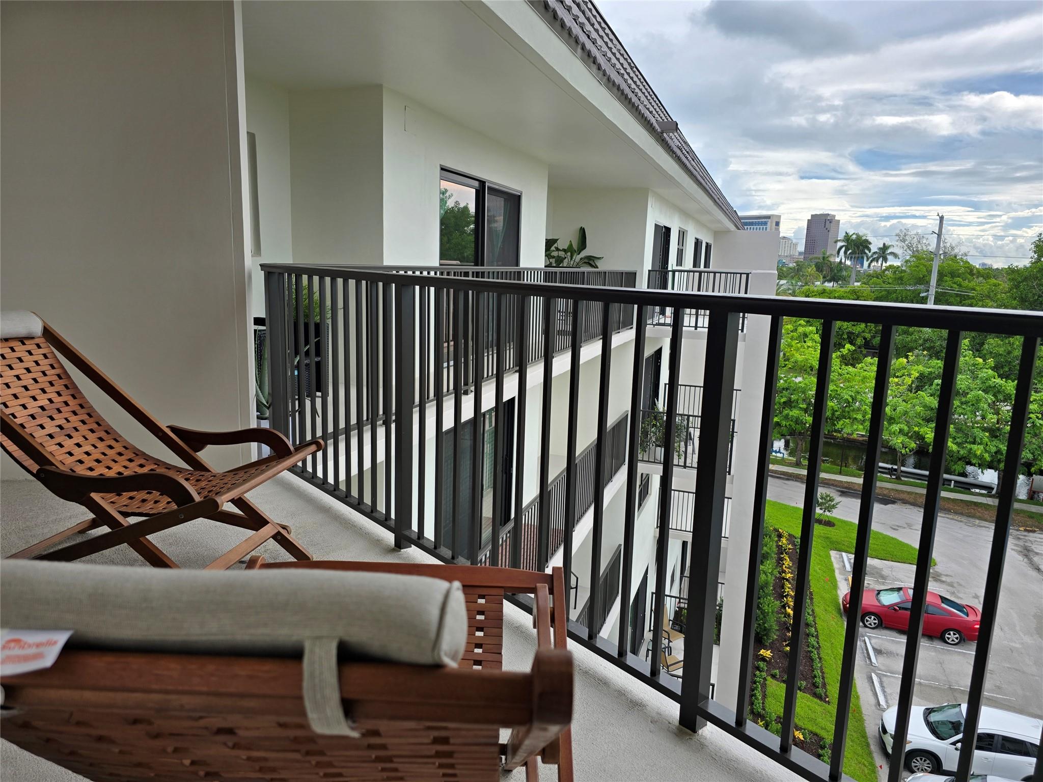 900 River Reach Dr 517