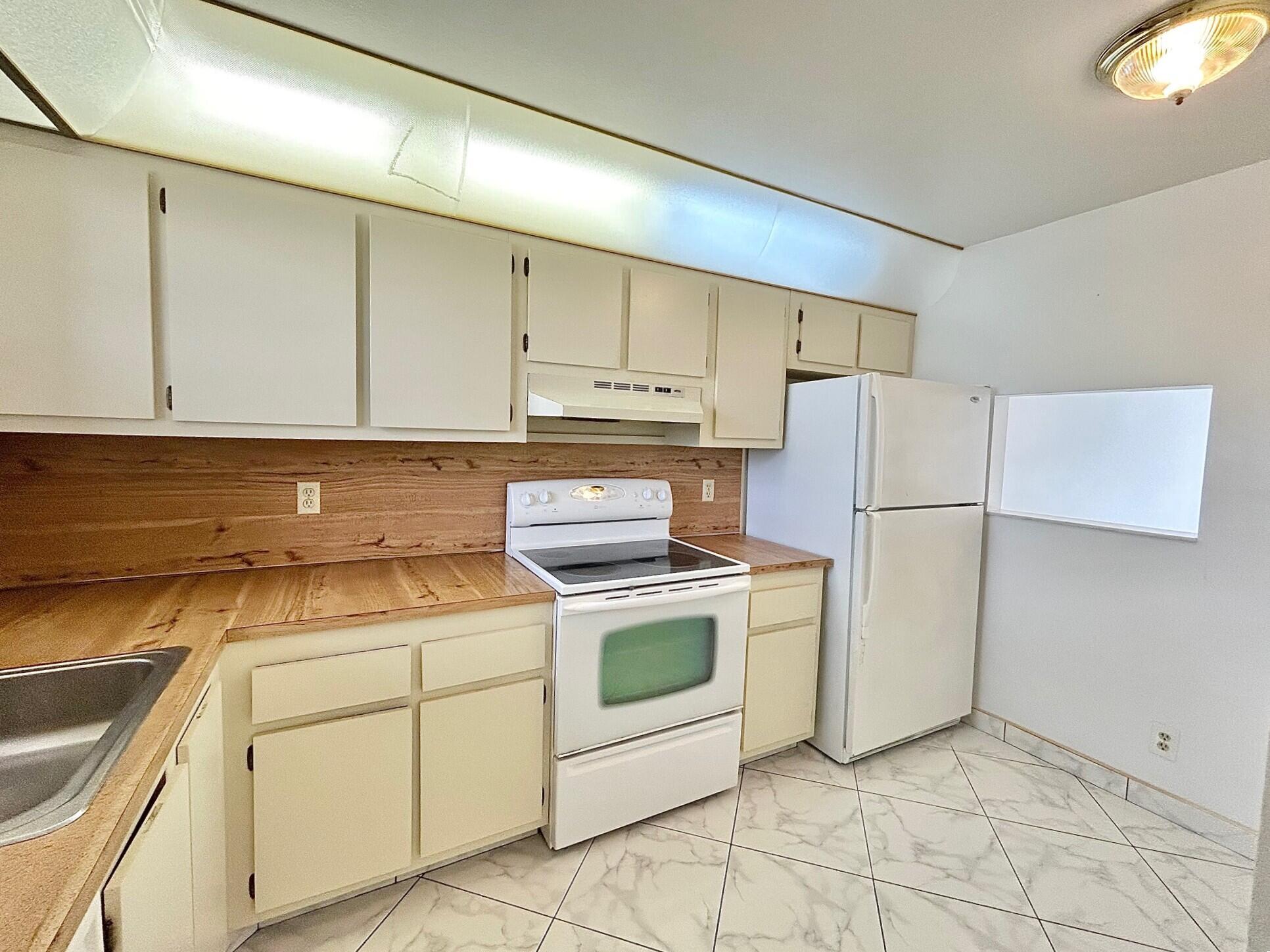 SUNRISE OF PALM BEACH CON - Residential