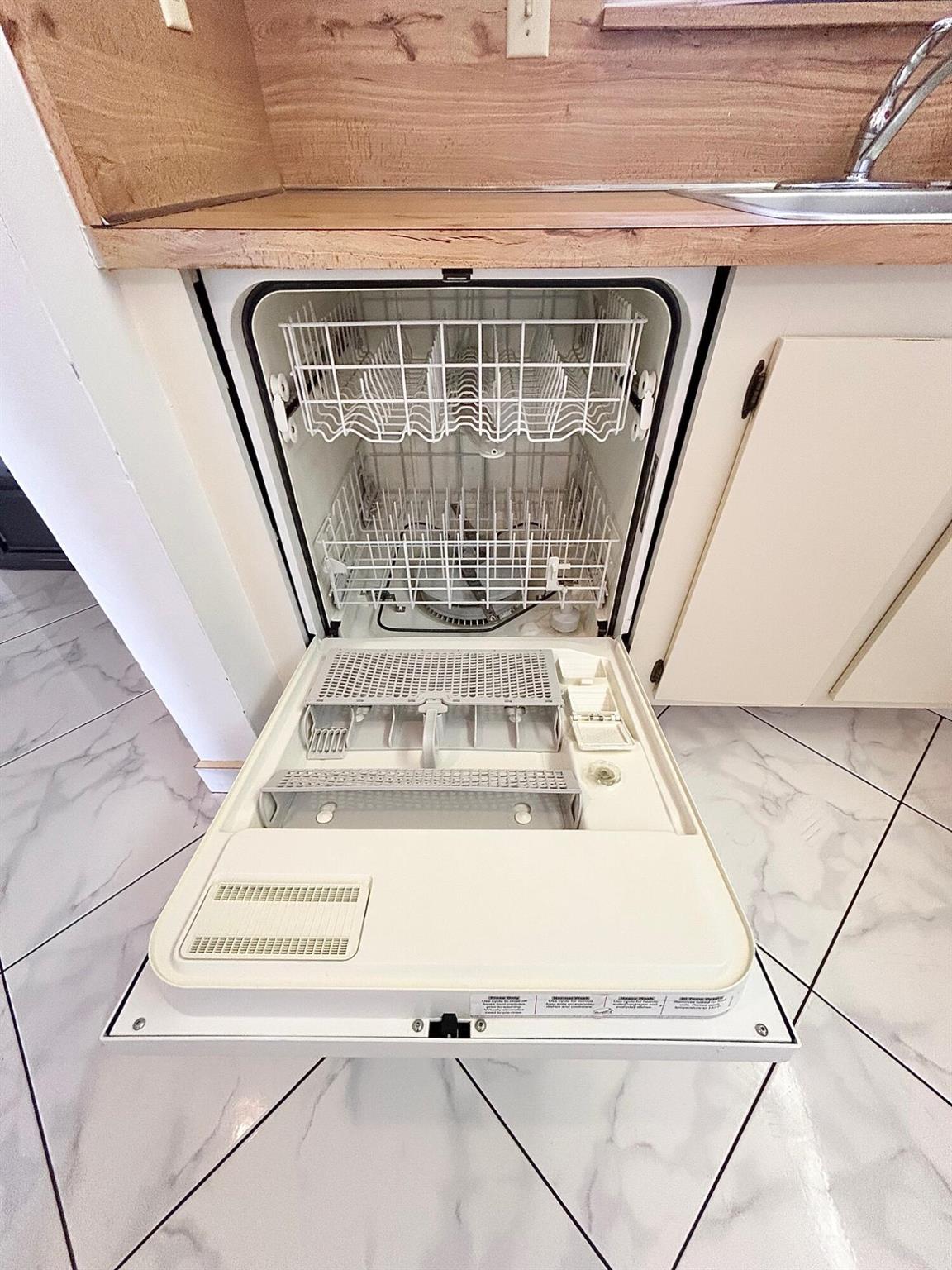 4700 Lucerne Lakes Boulevard W 407