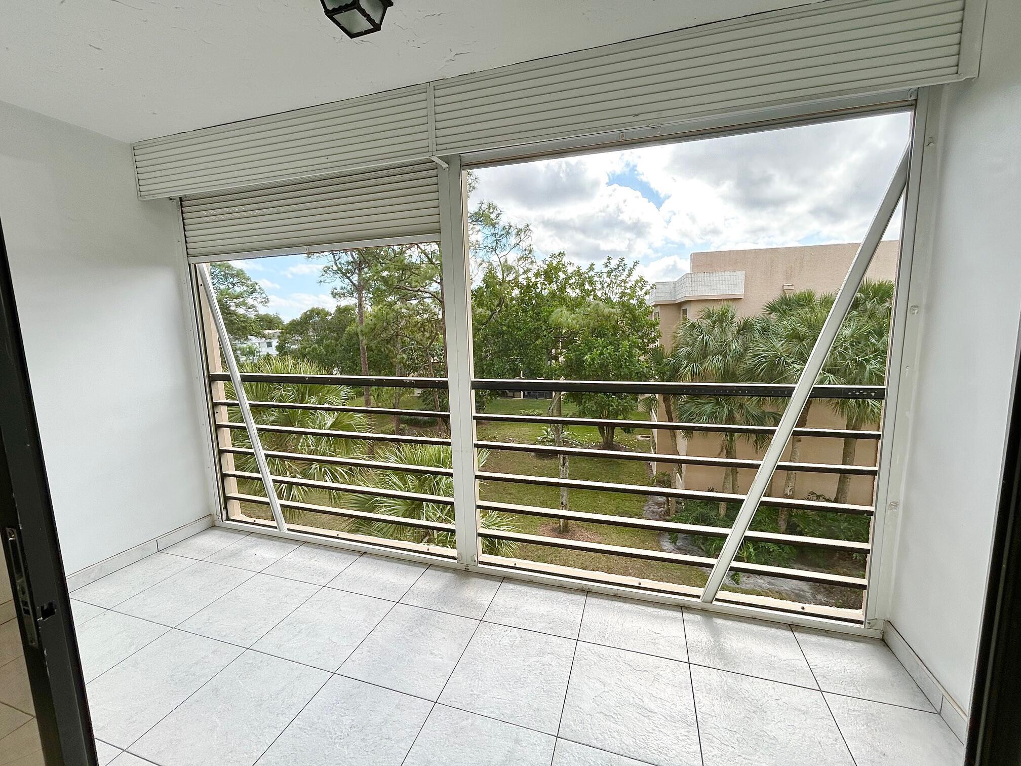 SUNRISE OF PALM BEACH CON - Residential