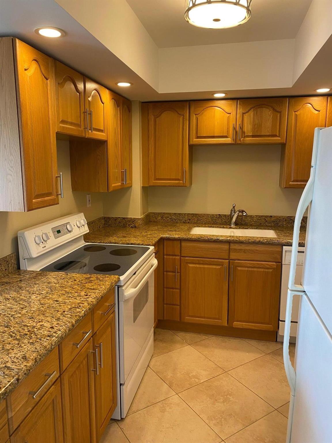 2600 N Flagler Drive 211