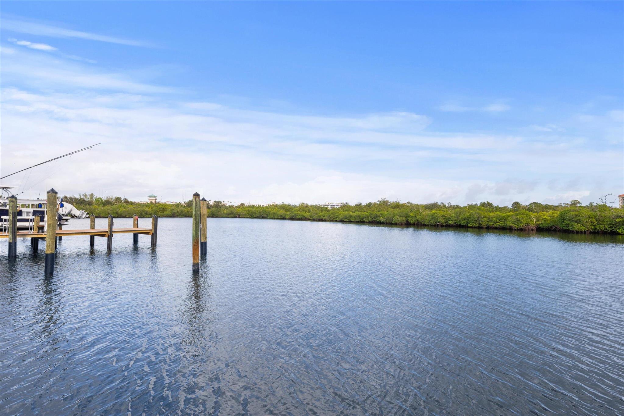 BAYTOWNE OF JONATHANS LAN - Residential