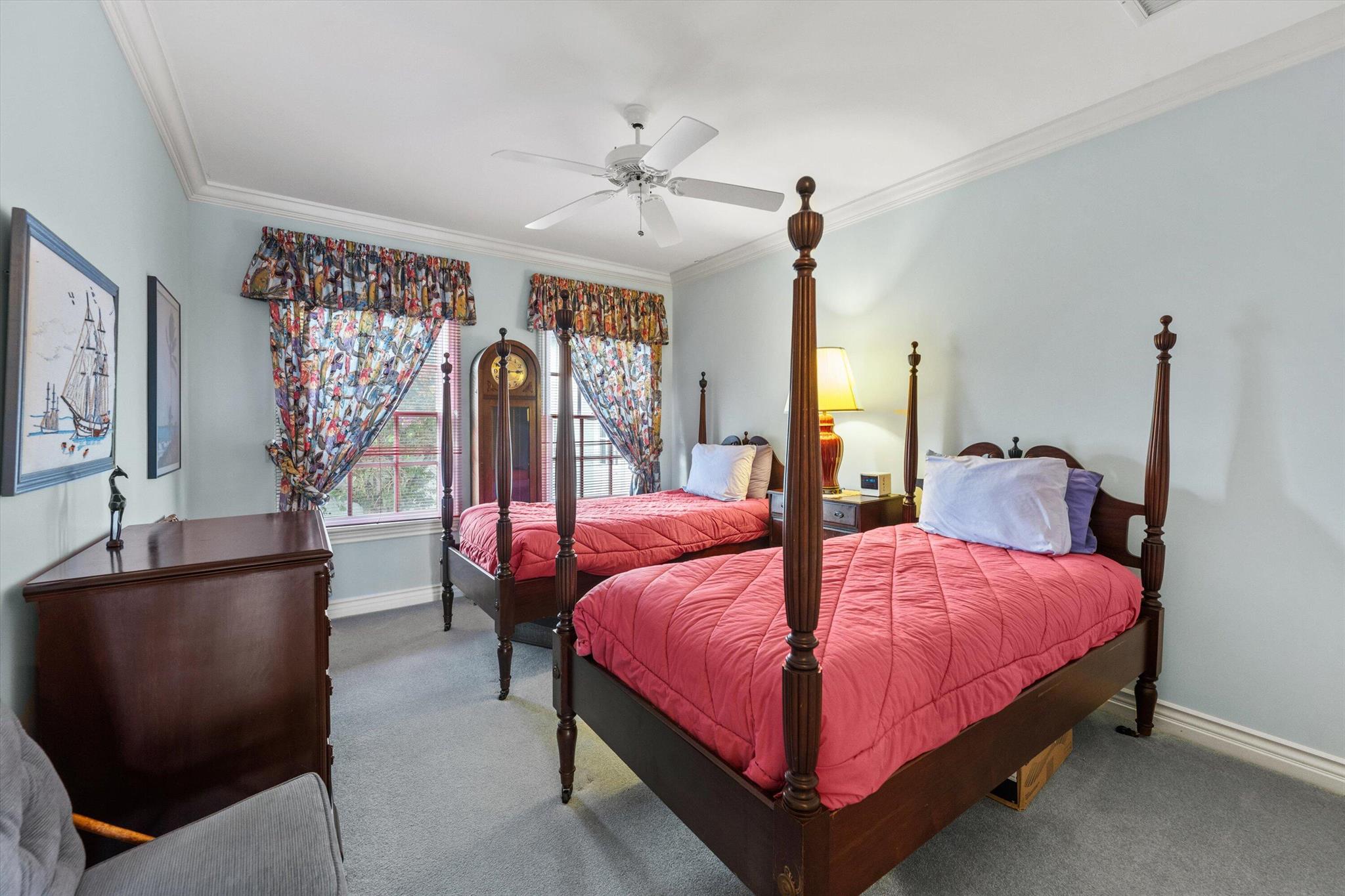 BAYTOWNE OF JONATHANS LAN - Residential