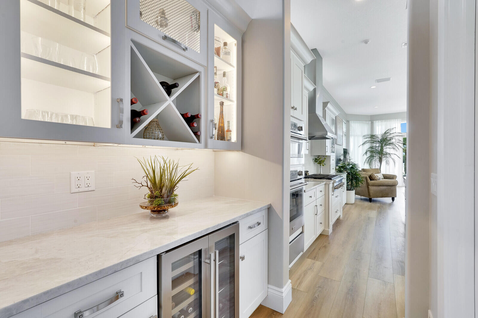 THE REEF (AKA COLONY OF ROCKY POINT) - Residential