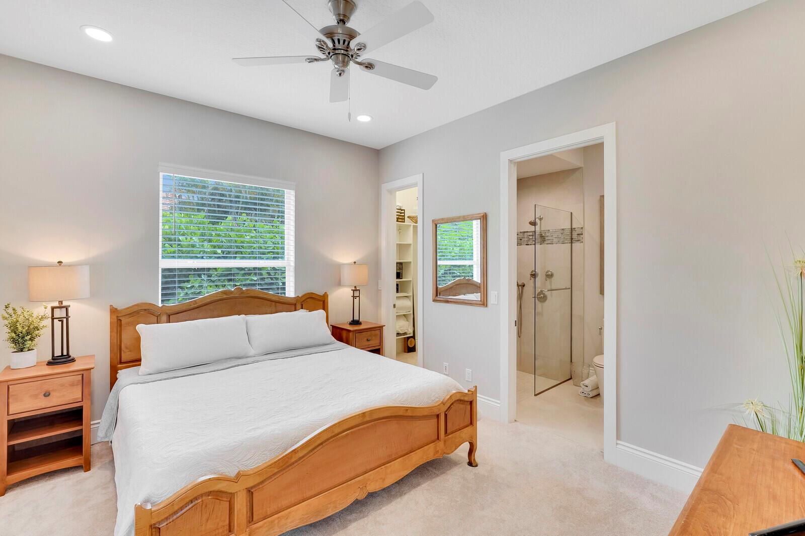 THE REEF (AKA COLONY OF R - Residential