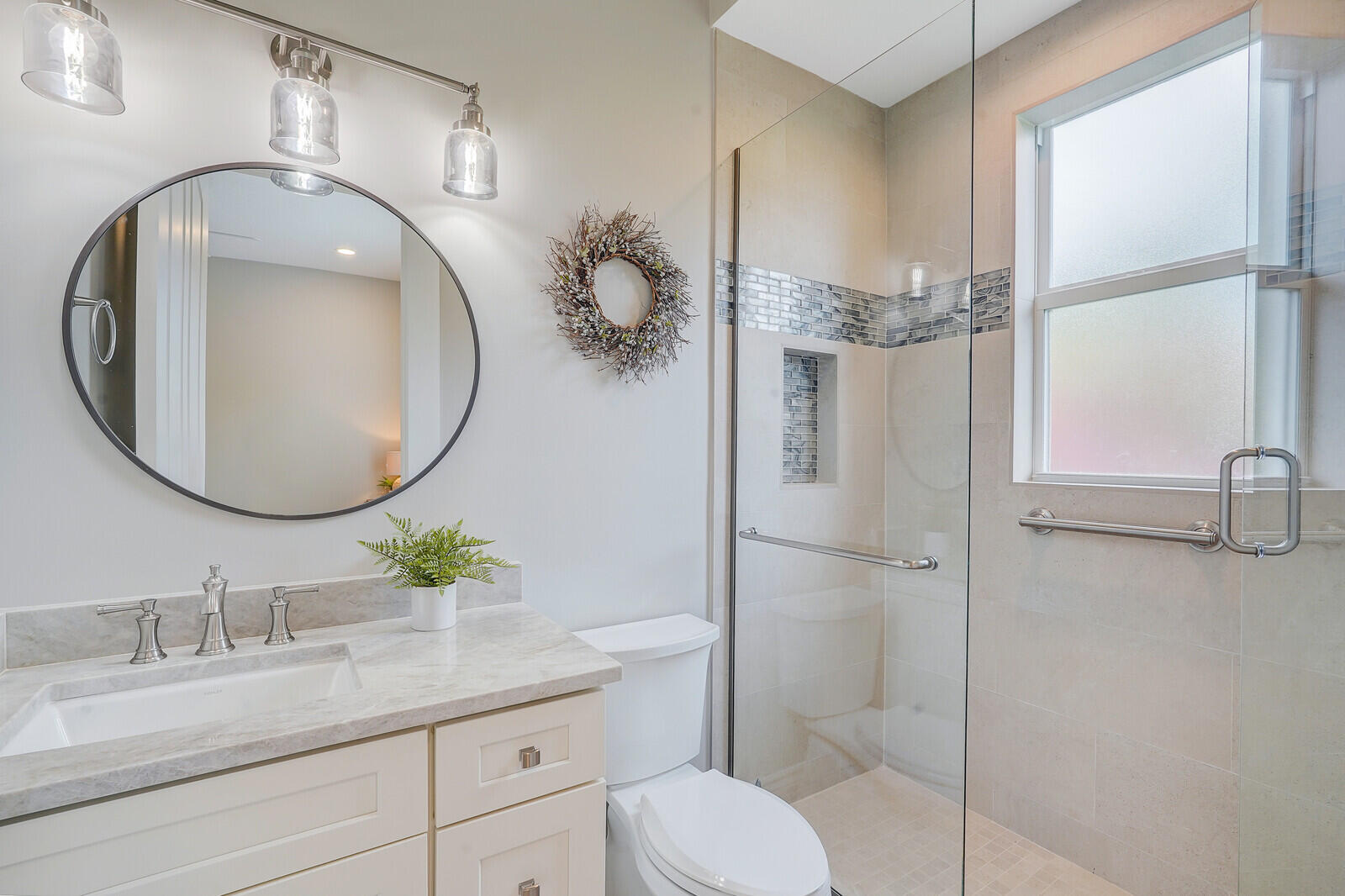 THE REEF (AKA COLONY OF ROCKY POINT) - Residential