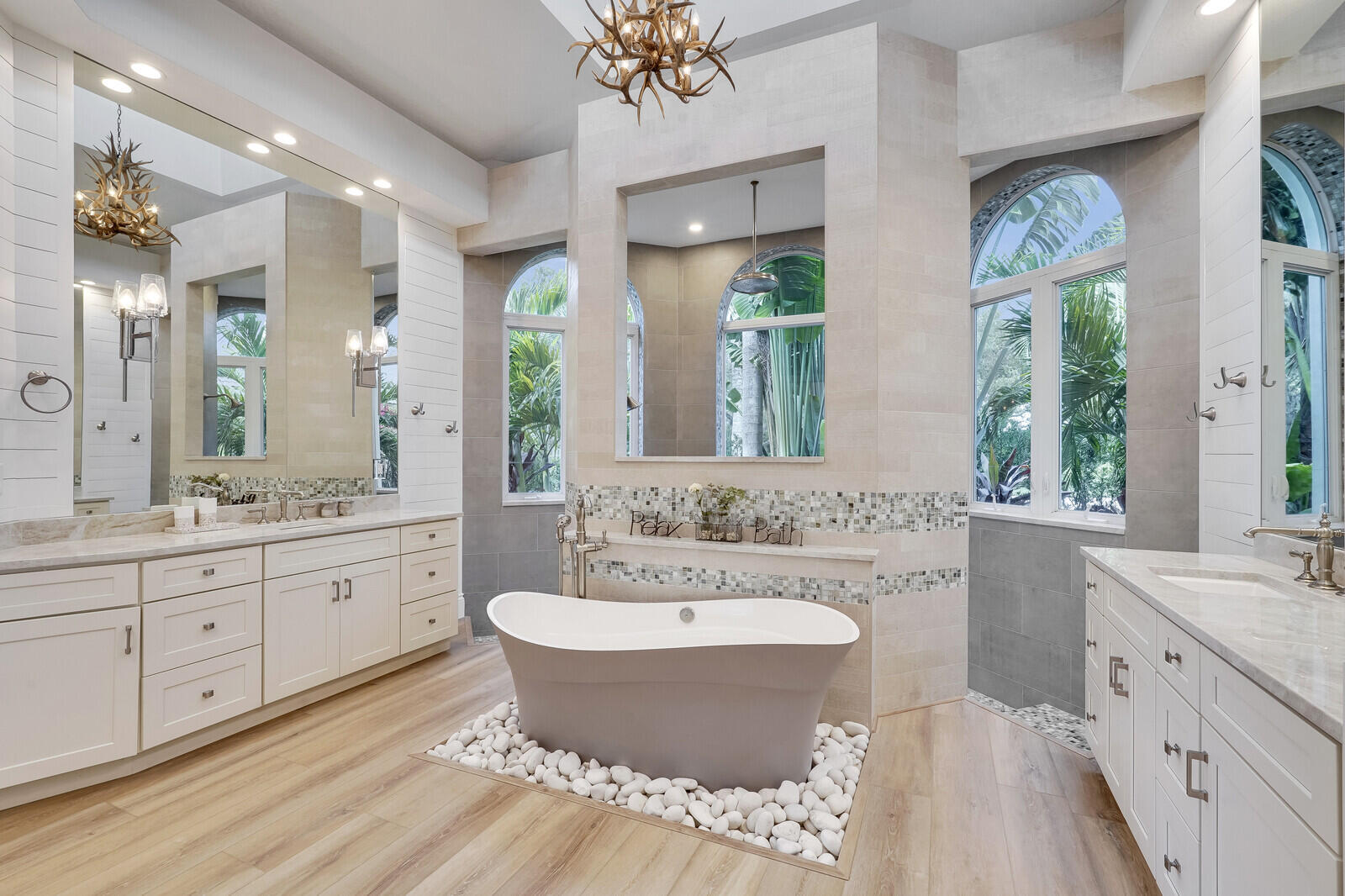 THE REEF (AKA COLONY OF ROCKY POINT) - Residential