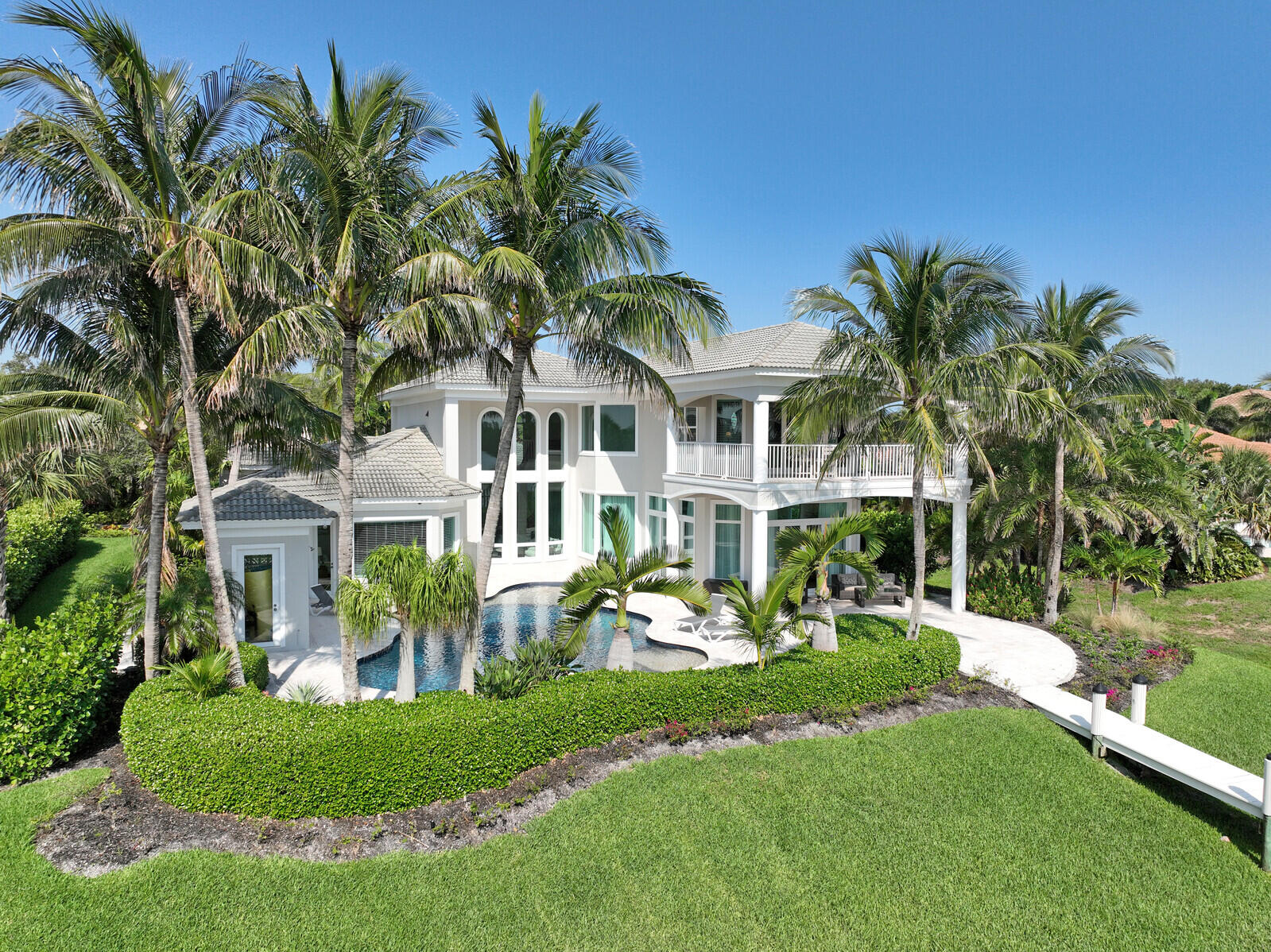 THE REEF (AKA COLONY OF ROCKY POINT) - Residential