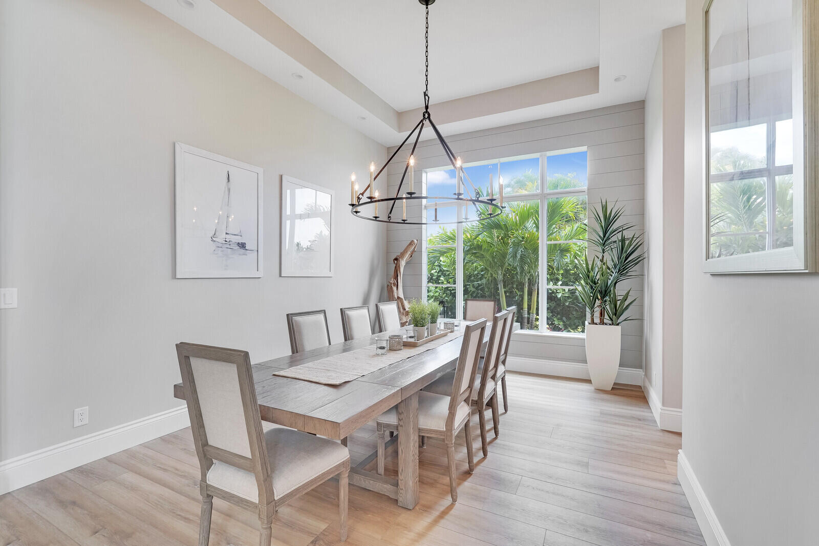 THE REEF (AKA COLONY OF ROCKY POINT) - Residential