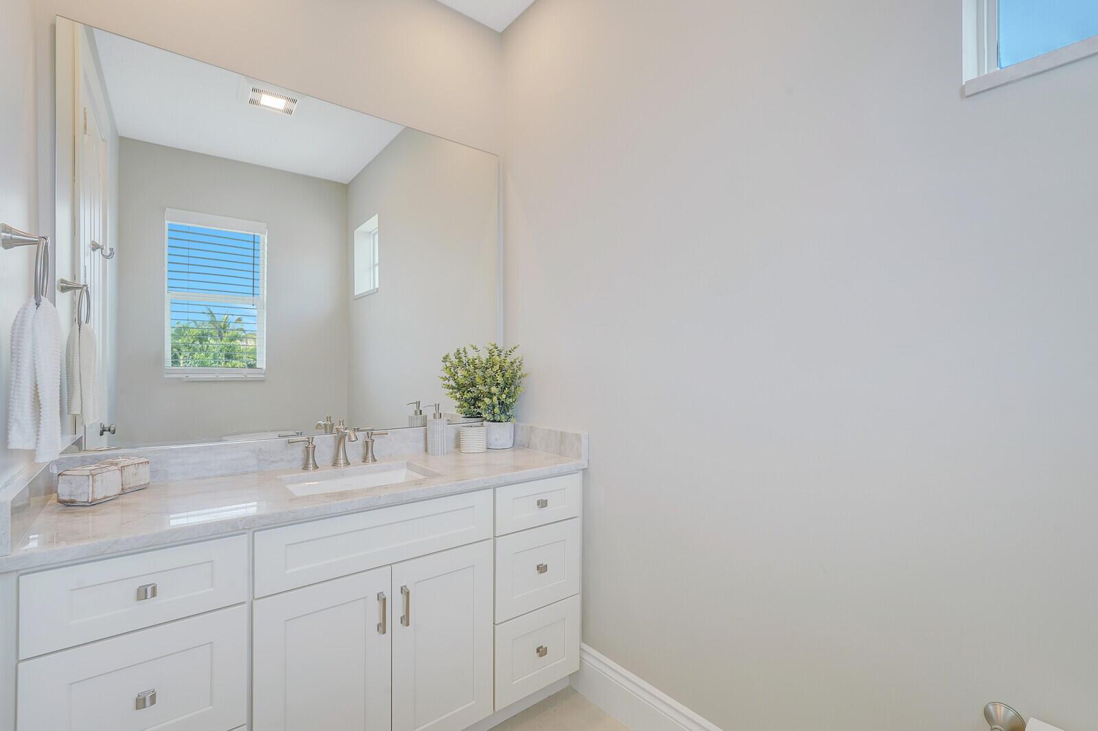 THE REEF (AKA COLONY OF R - Residential