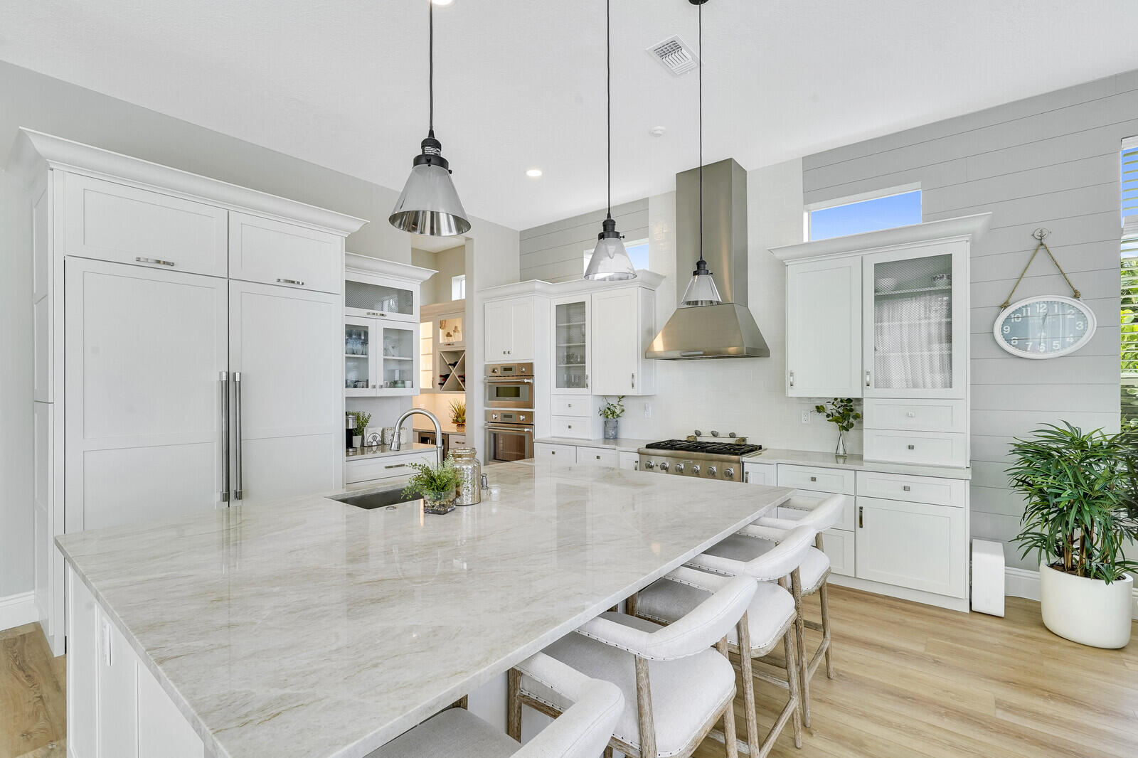 THE REEF (AKA COLONY OF ROCKY POINT) - Residential