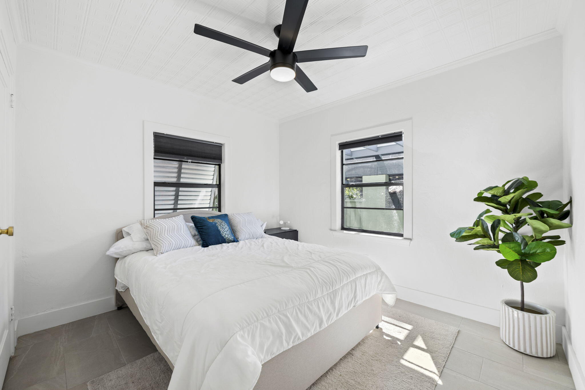 HENDRICKS HEIGHTS - Residential