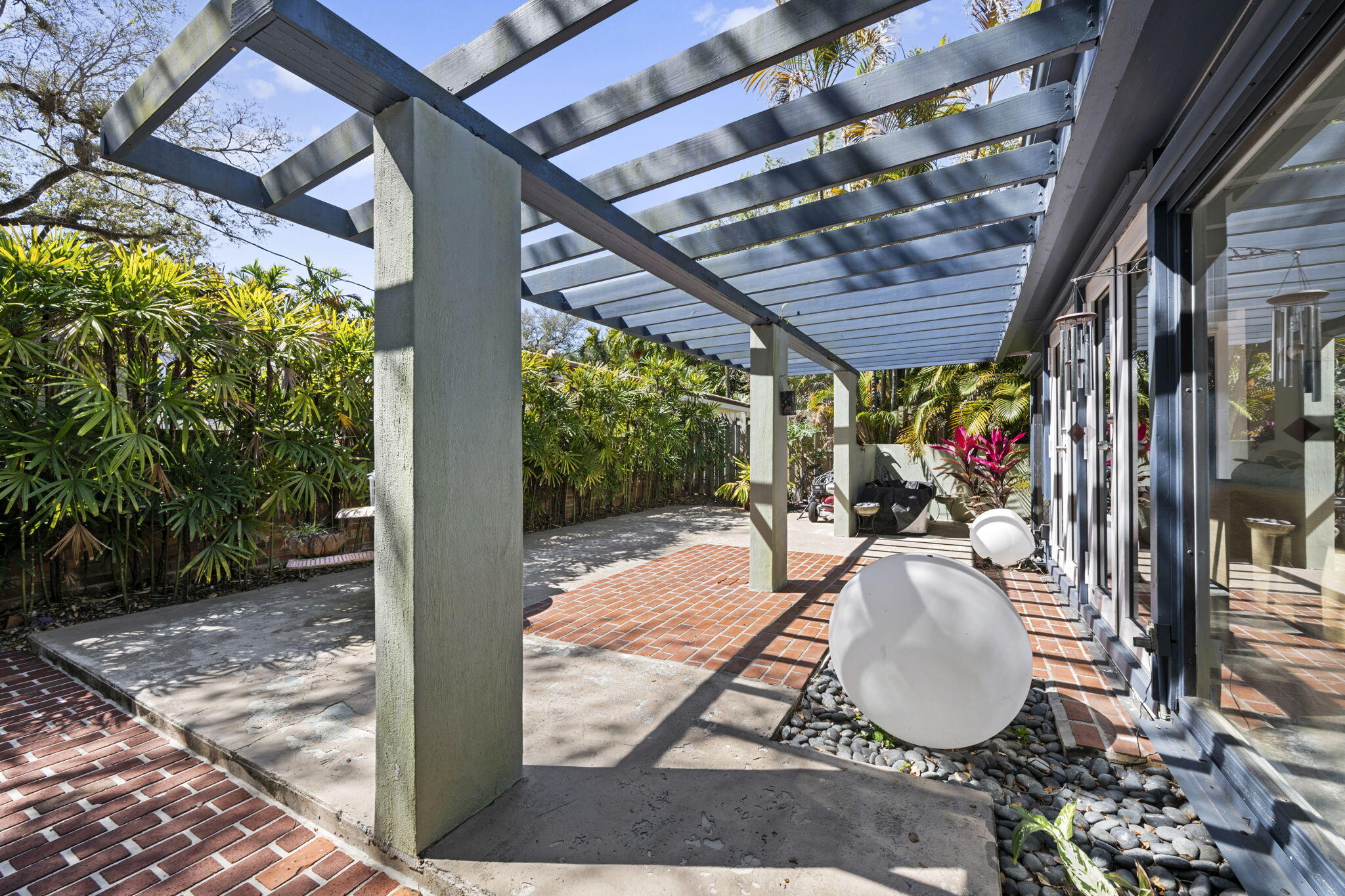 HENDRICKS HEIGHTS - Residential