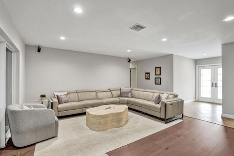 Tiny photo for 9721 Sea Turtle Drive, Plantation, FL 33324 (MLS # B26009469)