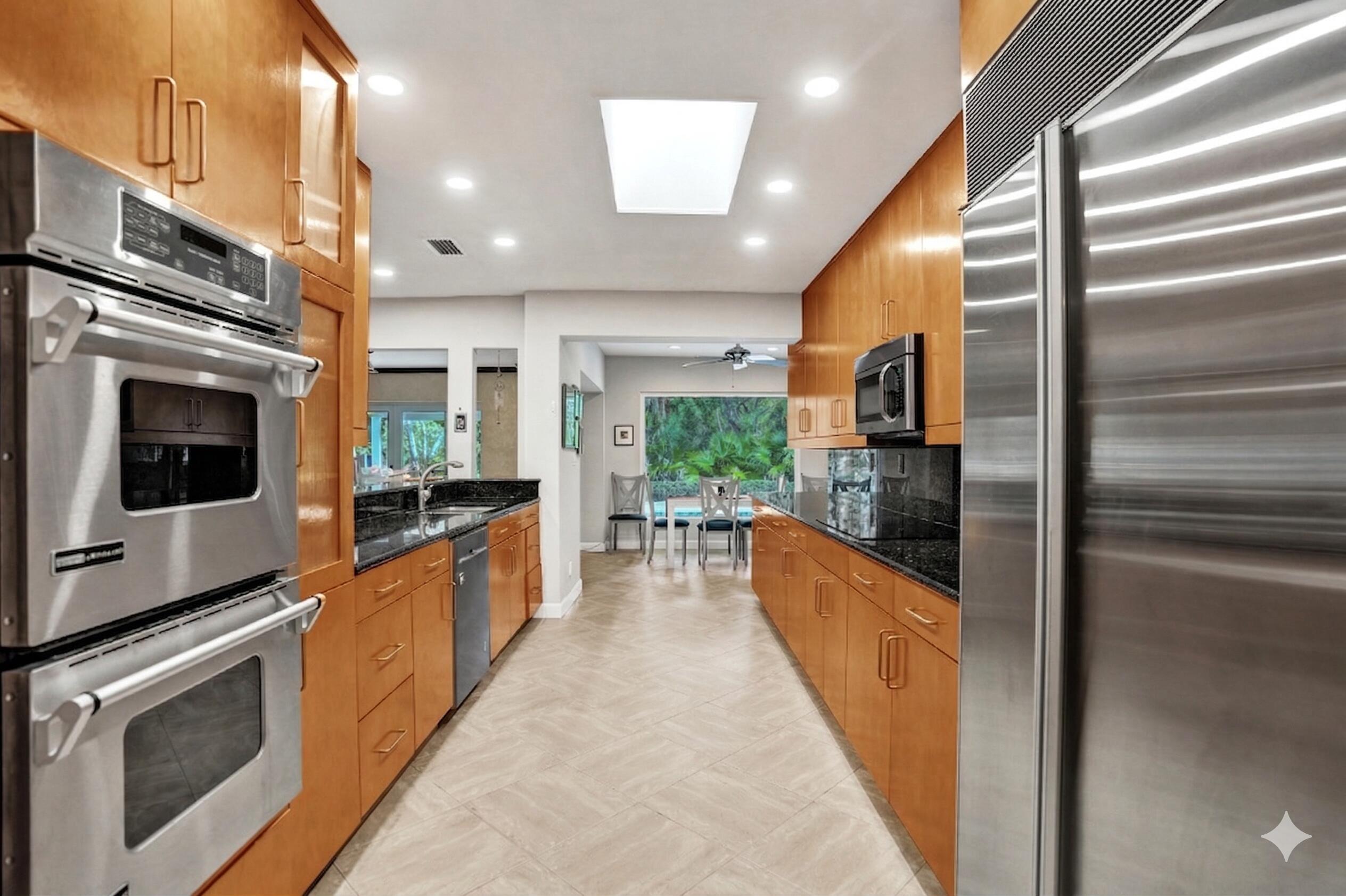 JACARANDA COUNTRY CLUB WEST - Residential