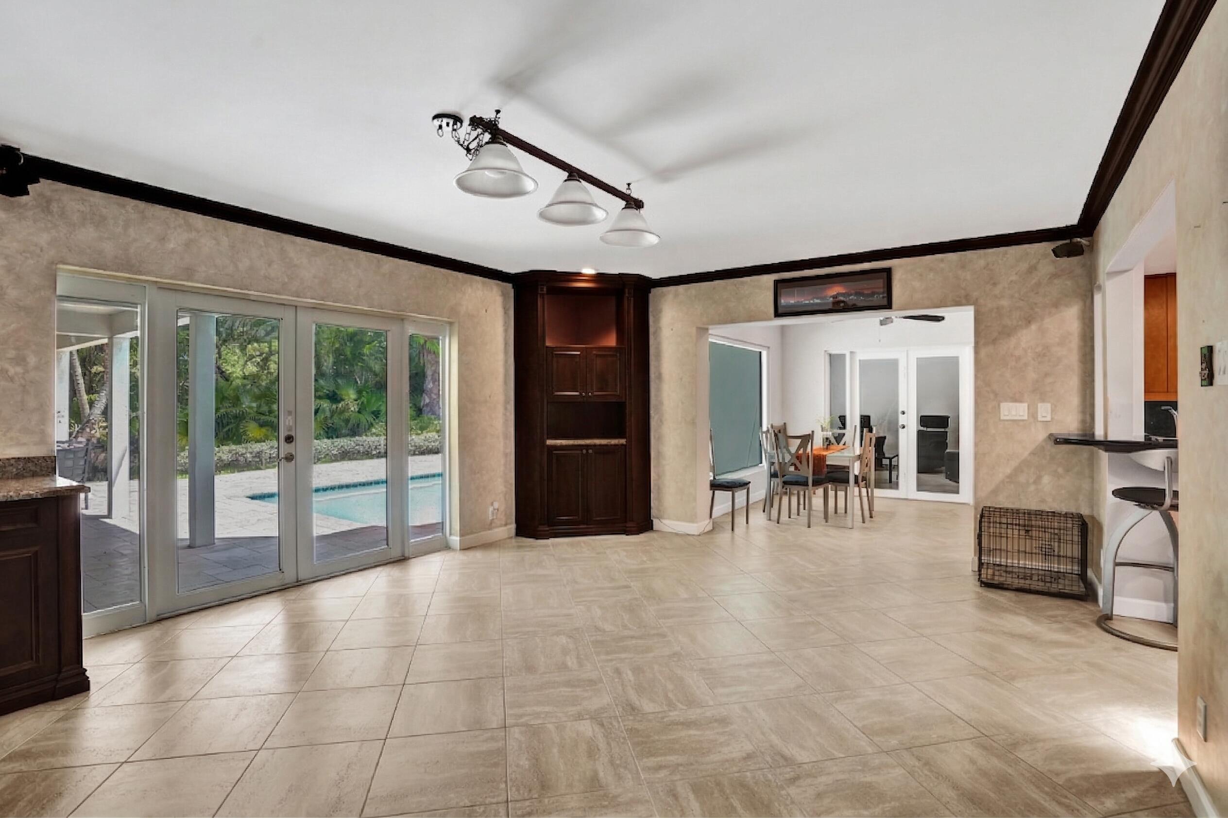 JACARANDA COUNTRY CLUB WEST - Residential