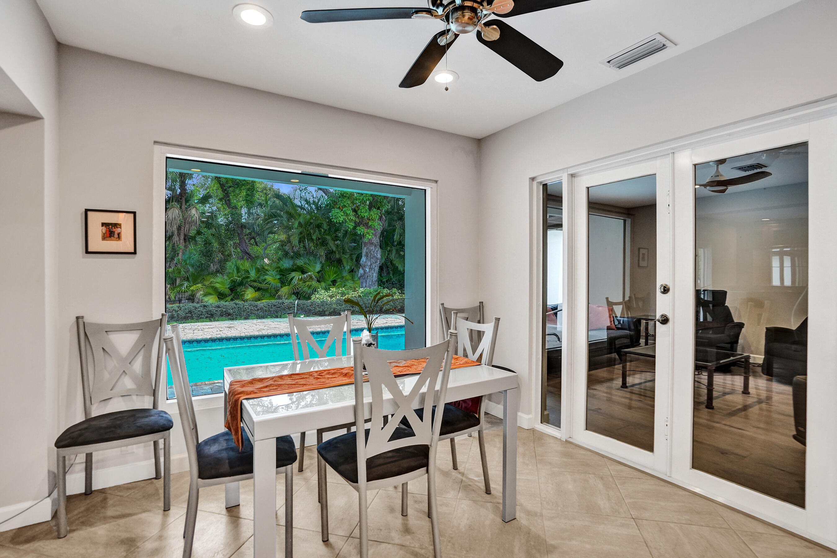 JACARANDA COUNTRY CLUB WEST - Residential