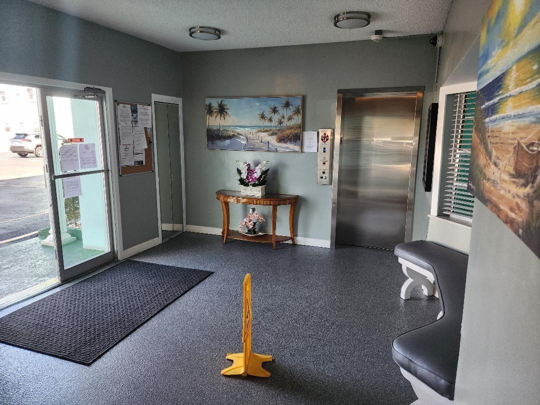 Emerald Condo - Residential Lease