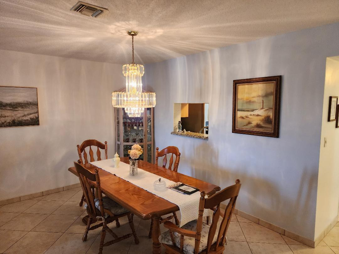 Emerald Condo - Residential Lease