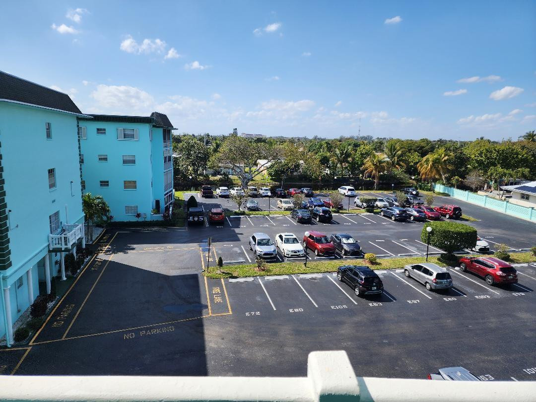 Emerald Condo - Residential Lease