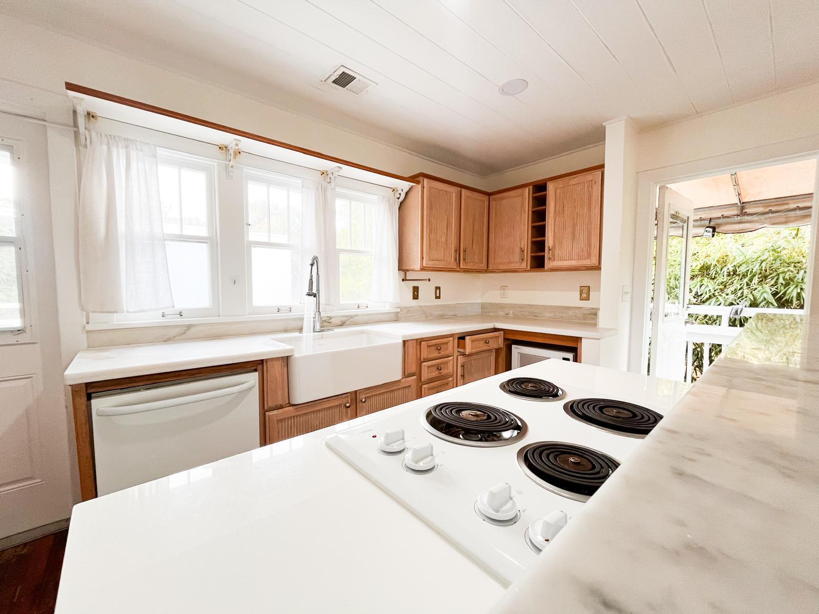 GRANDVIEW HEIGHTS - Residential Lease