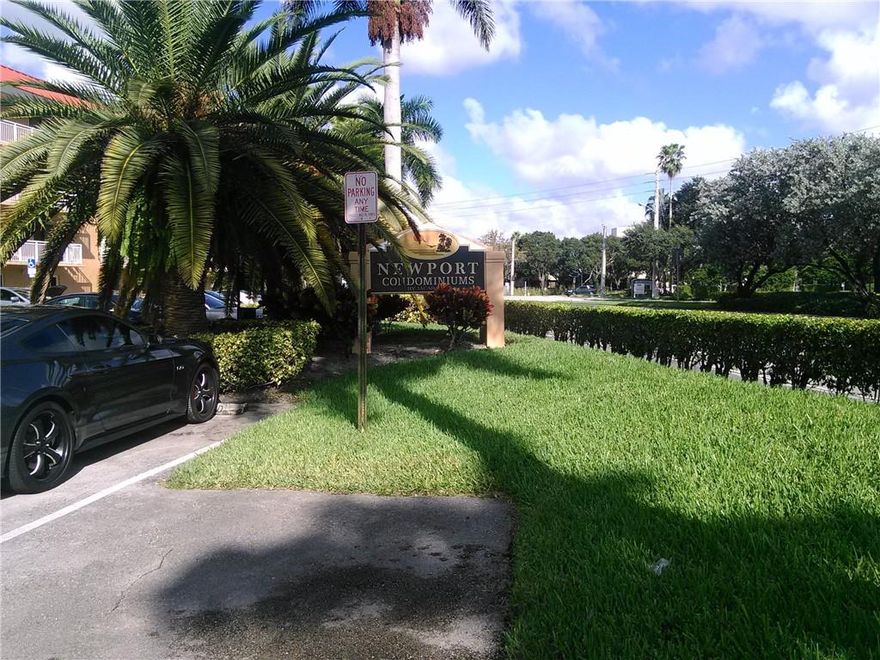 Excellent opportunity to live in well-maintained community in Plantation with easy access to 595. Unit is on the first floor with wood laminate flooring, updated kitchen and bath. park right by your patio door and easily unload the car. Community features air-conditioned laundry rooms, community pool with relaxing views and breezes off the water, and exercise room for you to stay healthy! Small pet allowed up to 35lbs.