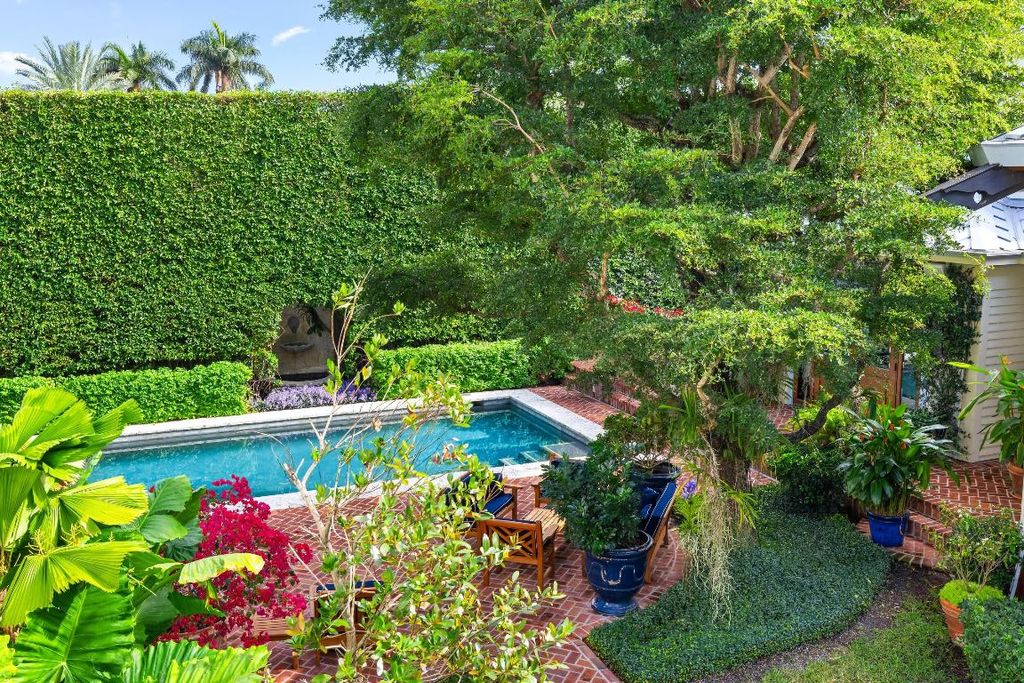 Photo of 245 Dunbar Road, Palm Beach, FL 33480 (MLS # R11042798)