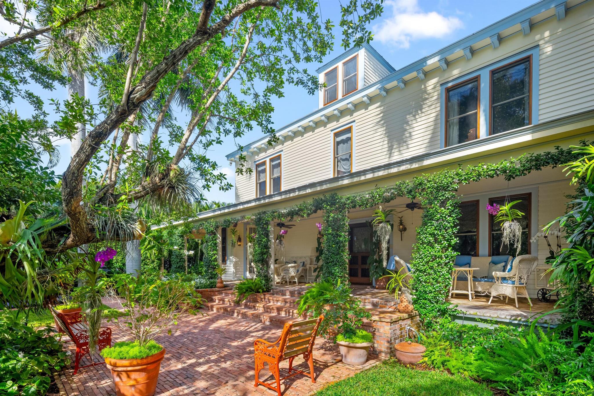 ADAMS - Residential