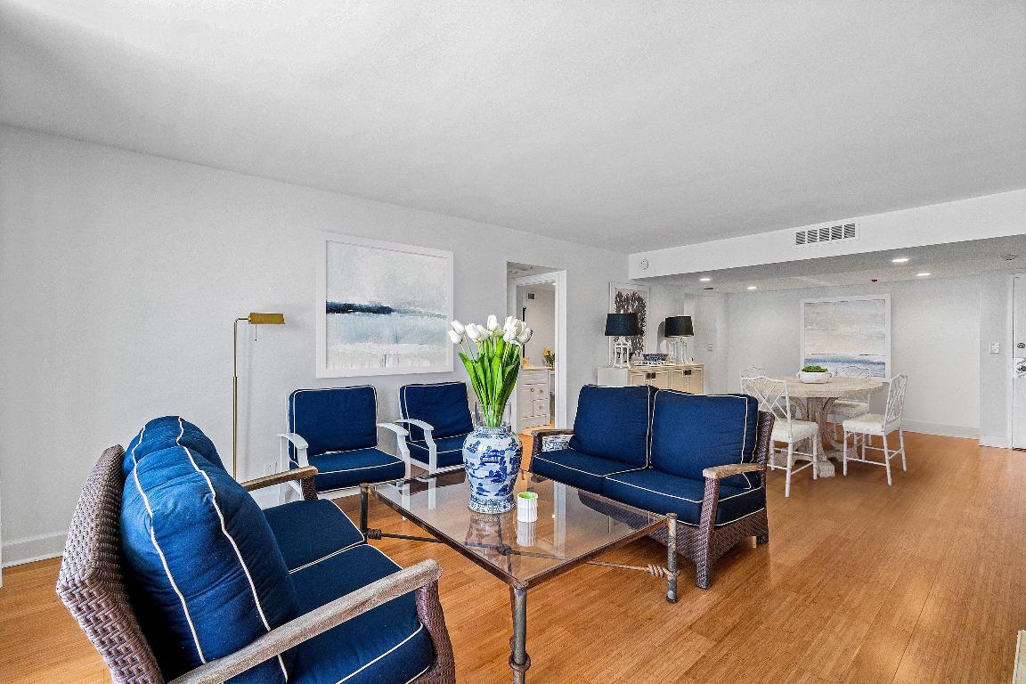 3800 Washington Road 904