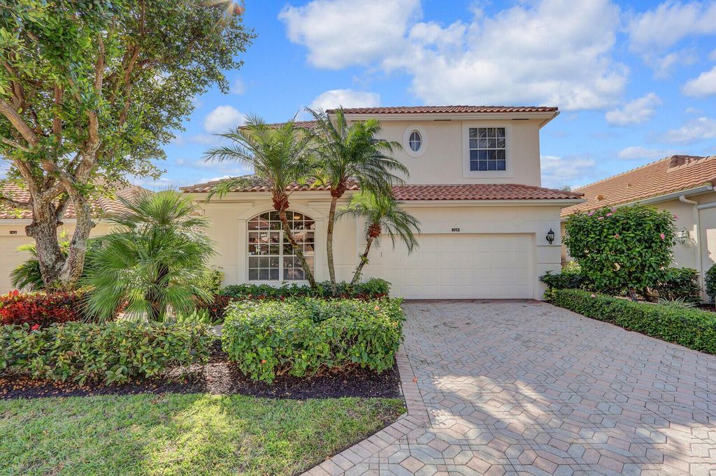 Photo of 1012 Diamond Head Way, Palm Beach Gardens, FL 33418 (MLS # R11056766)