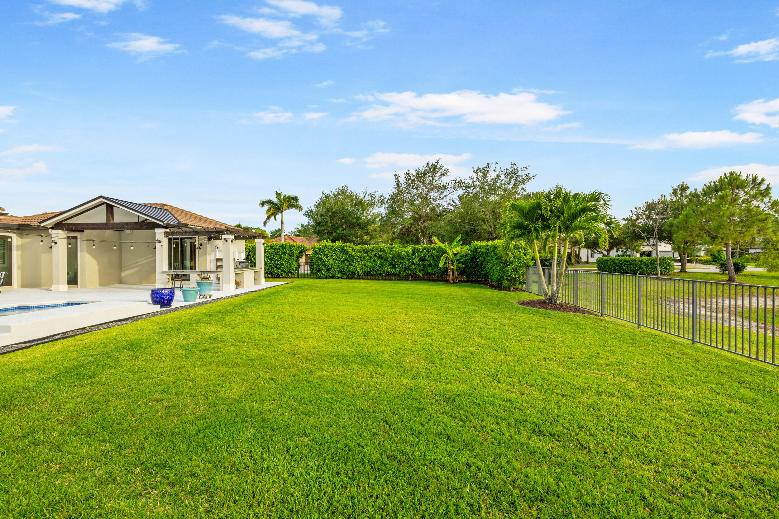 SAND TRAIL (AKA COPPERLEAF) - Residential