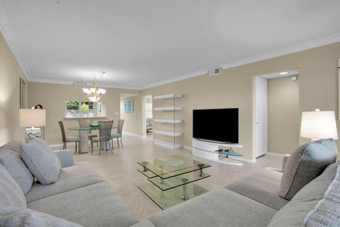 Tiny photo for 3303 Aruba Way #N1, Coconut Creek, FL 33066 (MLS # B26081761)