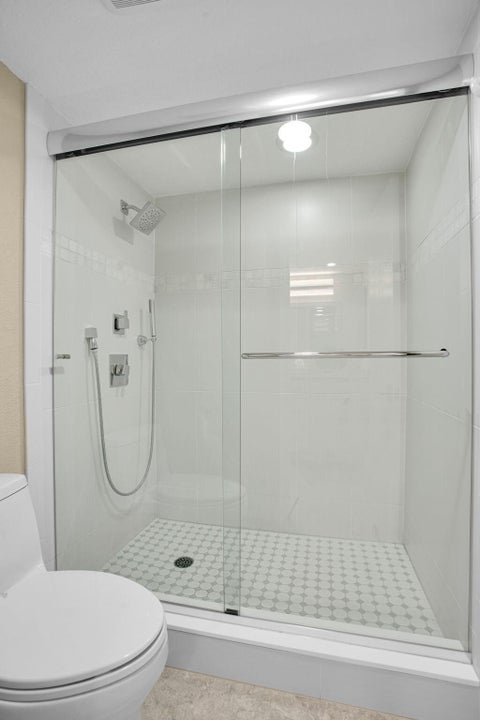 Tiny photo for 3303 Aruba Way #N1, Coconut Creek, FL 33066 (MLS # B26081761)