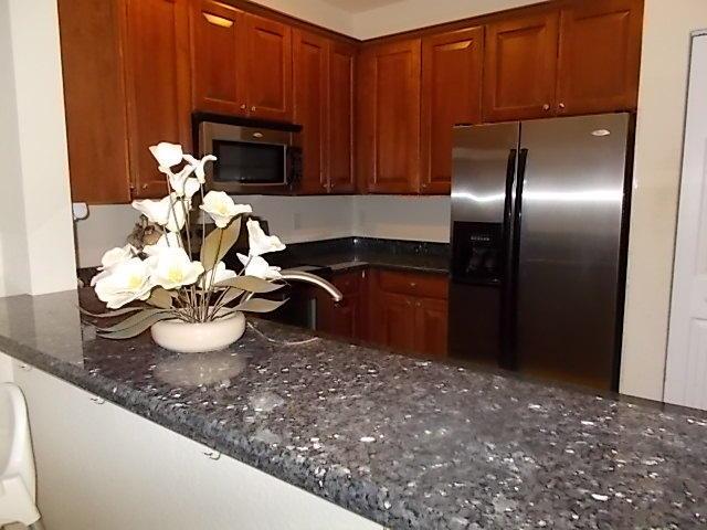 LEXINGTON LAKES - Residential Lease