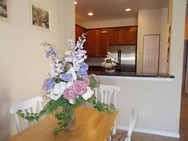 LEXINGTON LAKES - Residential Lease