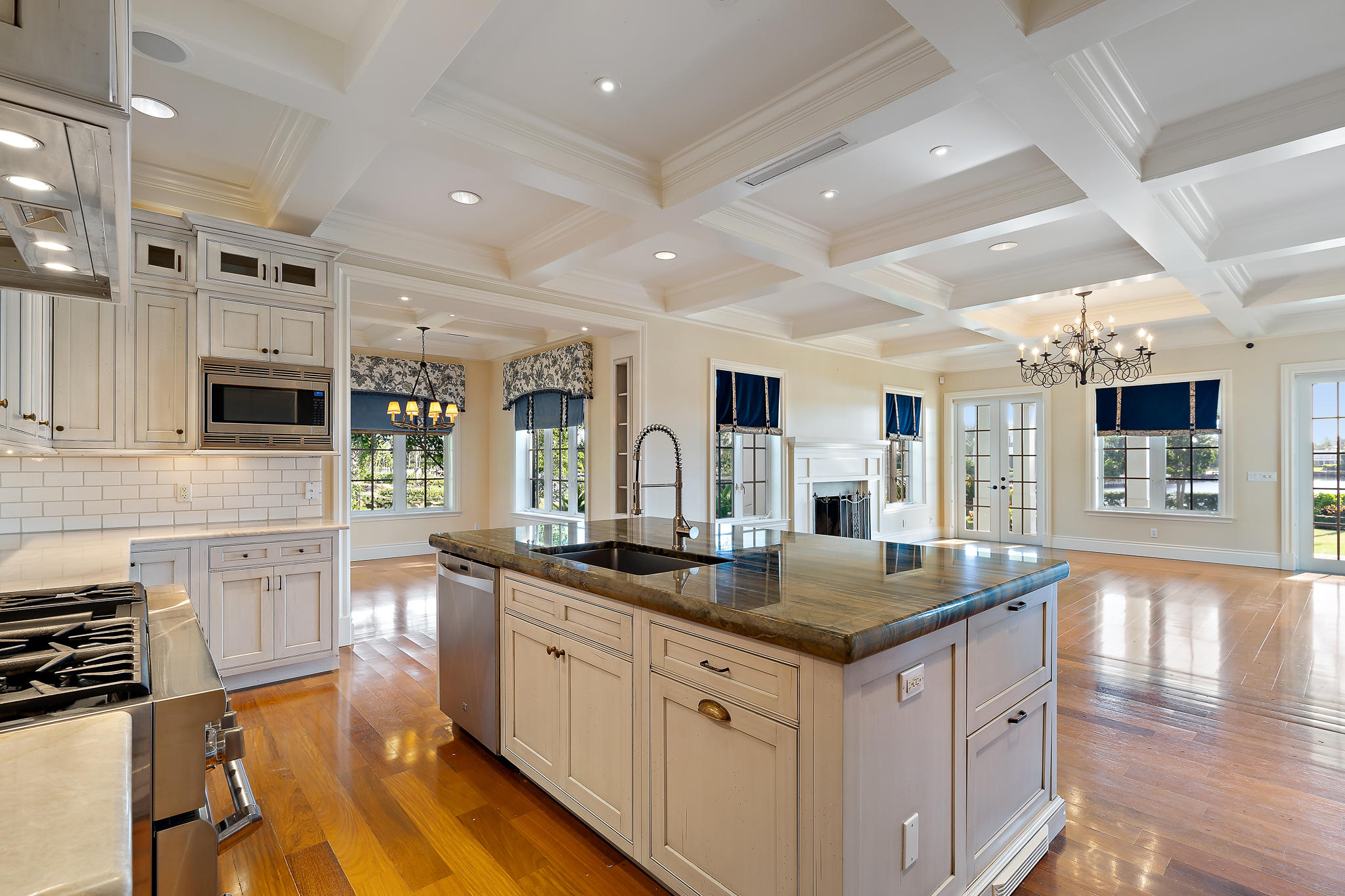 HIDDEN KEY NORTH - Residential