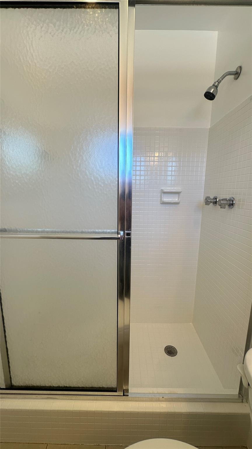 COLGATE PARK - Residential Lease