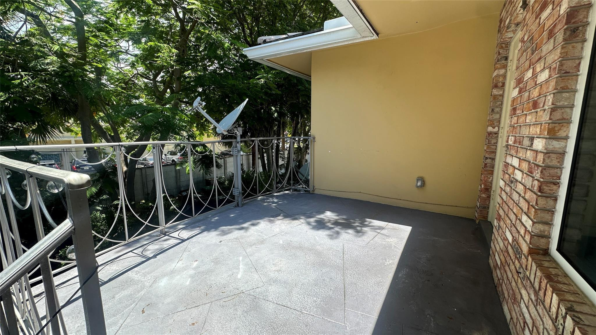 COLGATE PARK - Residential Lease