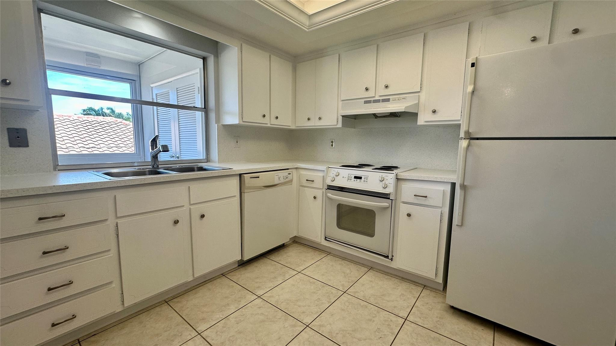 COLGATE PARK - Residential Lease