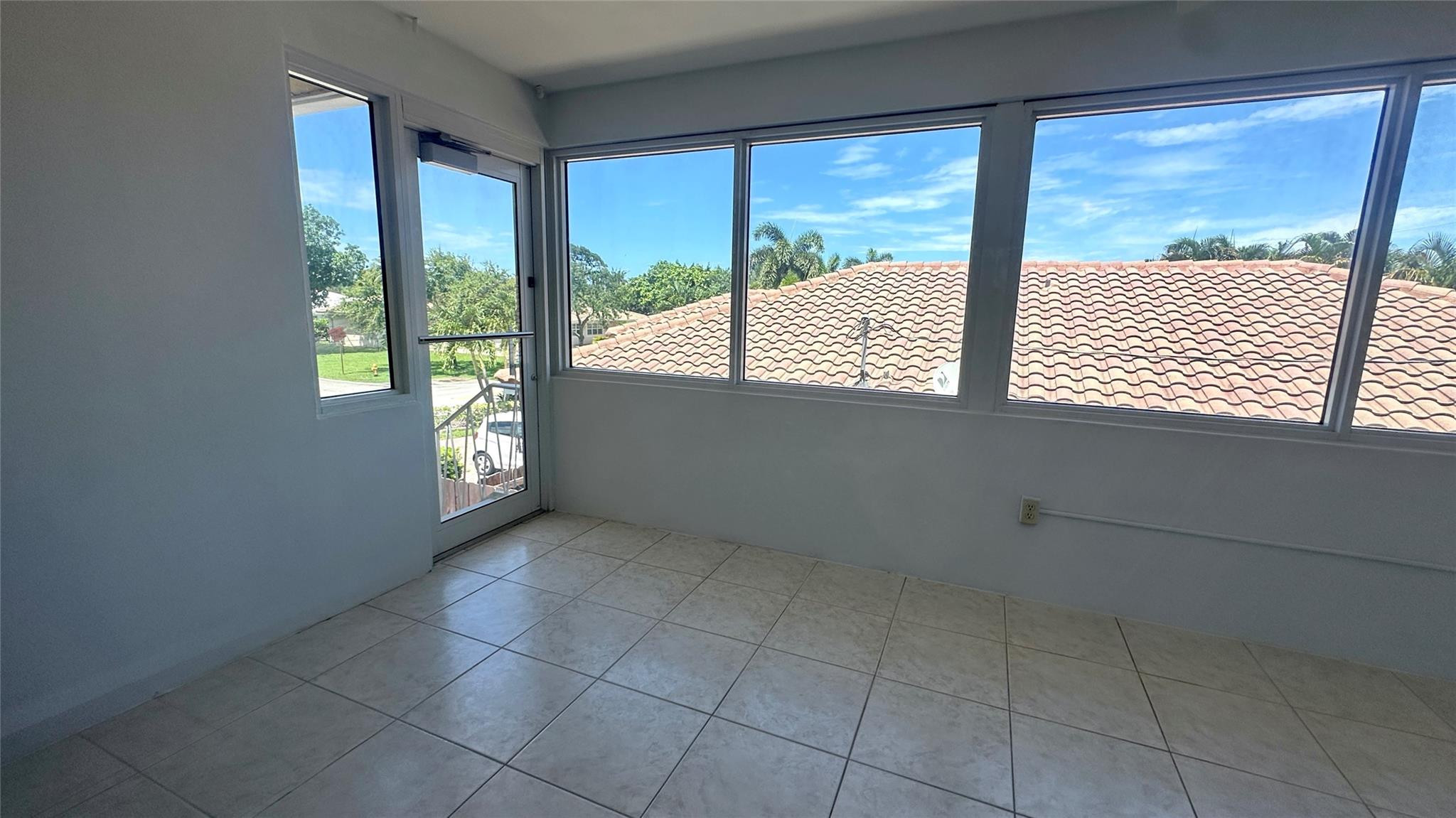 COLGATE PARK - Residential Lease