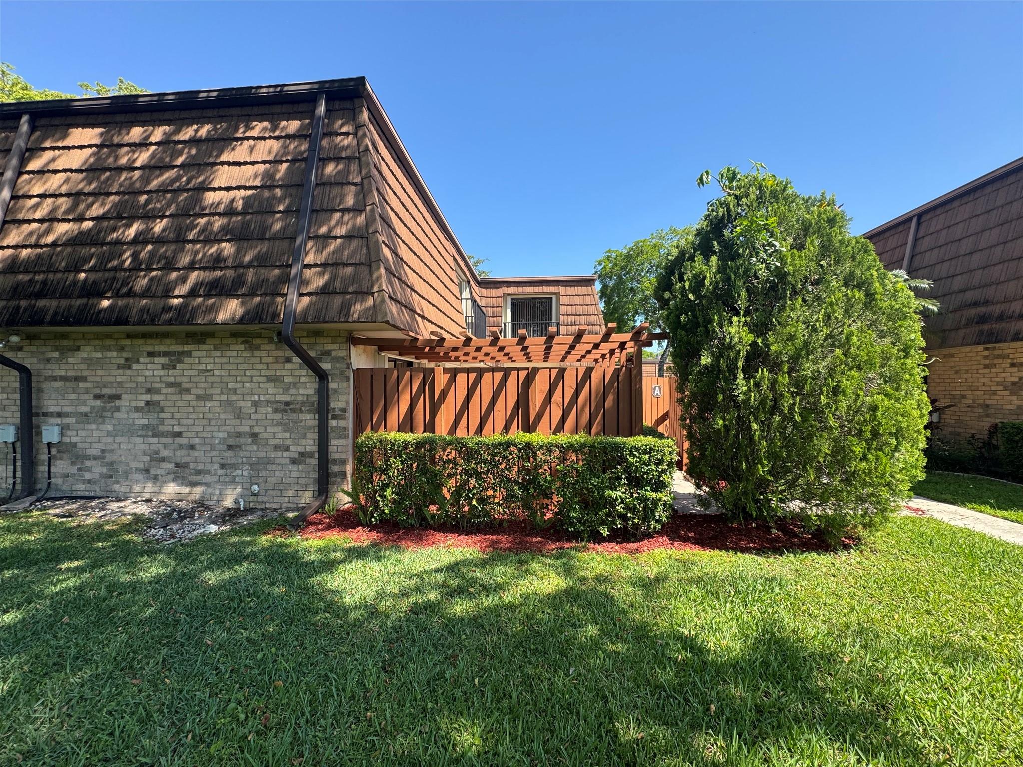 Pine Island Ridge - Residential