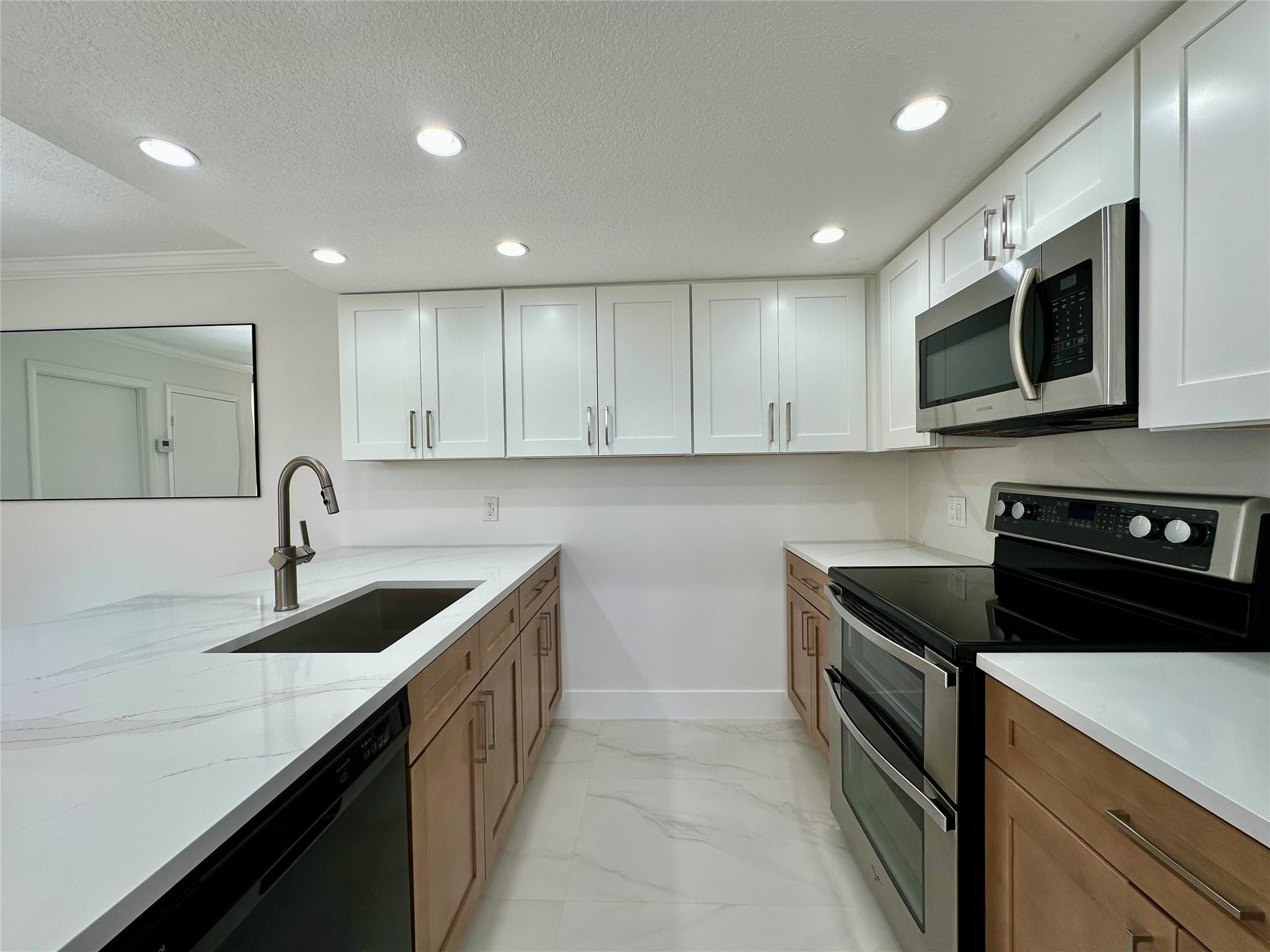 Pine Island Ridge - Residential