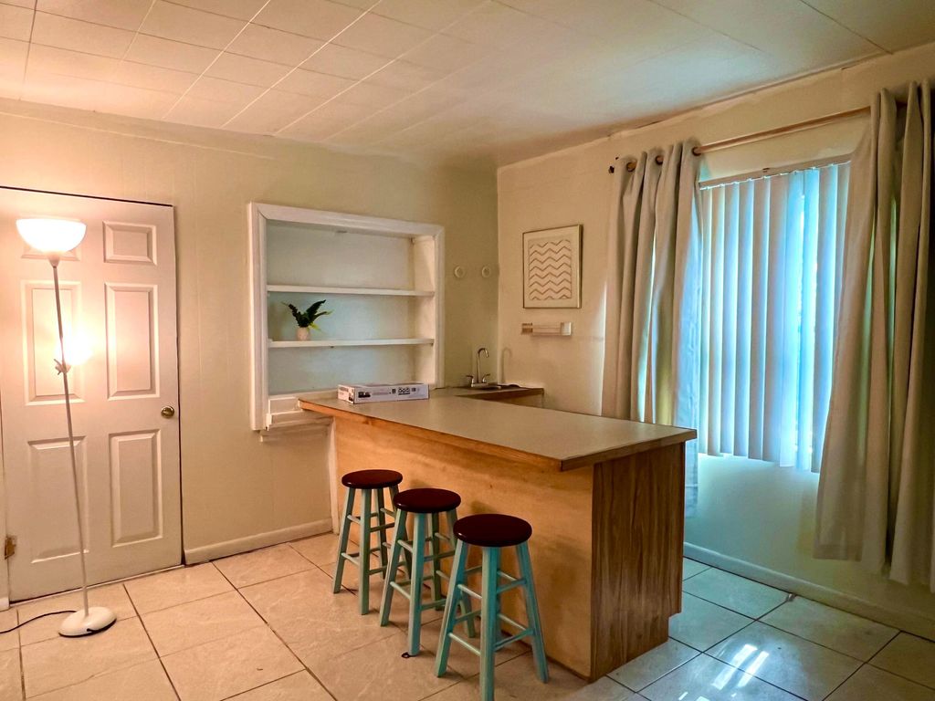 Photo of 1209 S 10th Street, Fort Pierce, FL 34950 (MLS # R11038574)