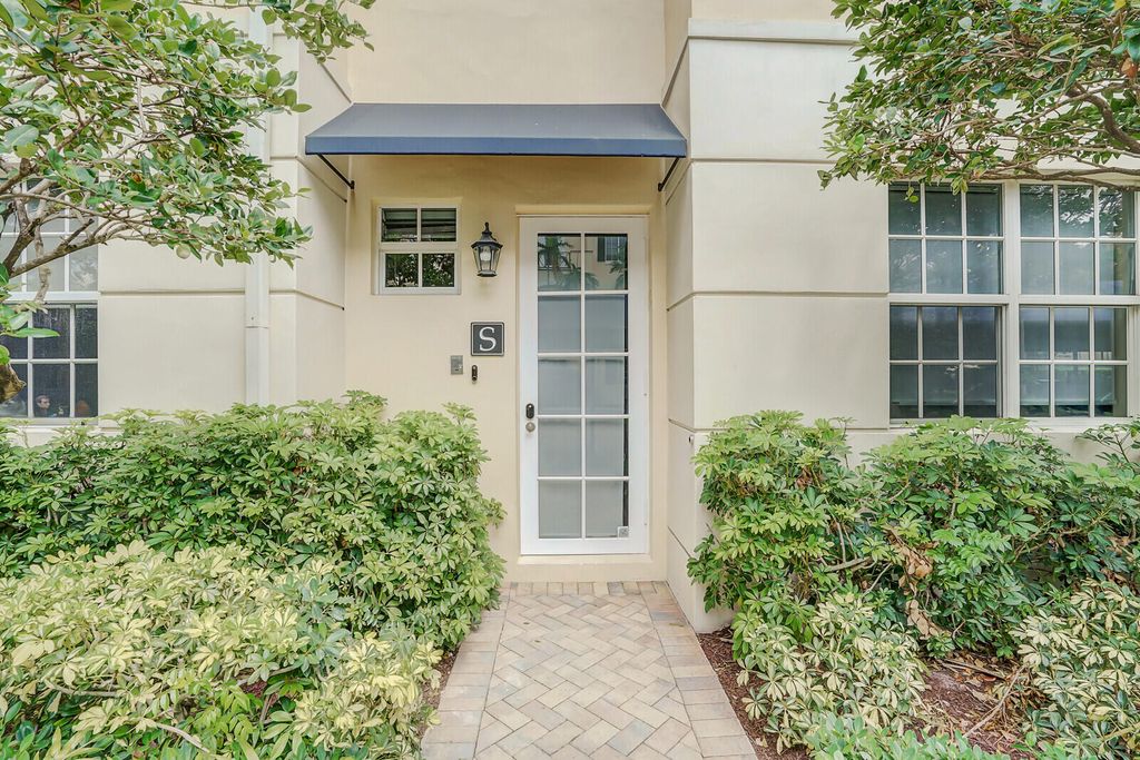 Photo of 75 NE 5th Avenue #S, Delray Beach, FL 33483 (MLS # R10975258)