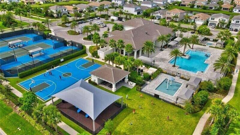 SUSSMAN AGR PUD NORTH PLA - Residential Lease