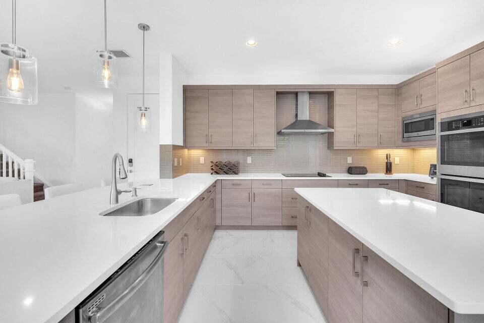 SUSSMAN AGR PUD NORTH PLA - Residential Lease