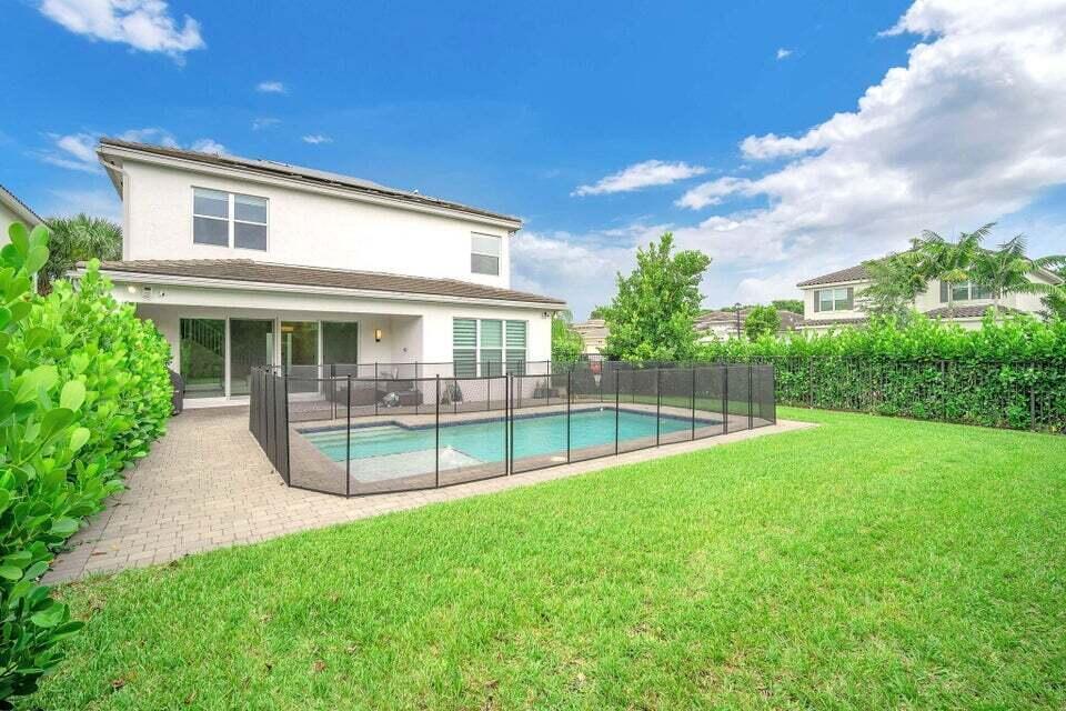 SUSSMAN AGR PUD NORTH PLA - Residential Lease