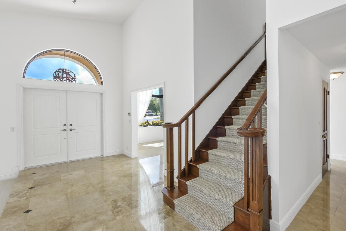 2022 Sunderland Avenue